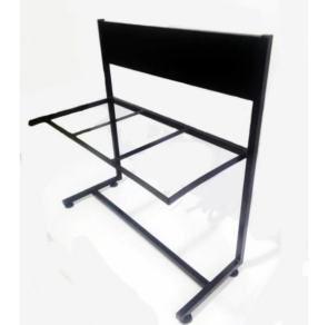 estructura-metálica-punto-ecológico-3-x-3-canecas-02