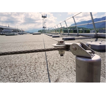 Systems_horizontal lifeline systems Batiligne_angle bracket