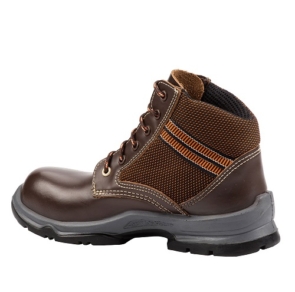 WORKERS_6579_A4_8704_02